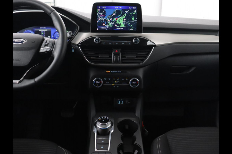 Ford Kuga 2.5 PHEV Titanium | Trekhaak | Camera | Carplay | Navigatie | Climate control | Cruise control | Bluetooth | Keyless | Digital Cockpit