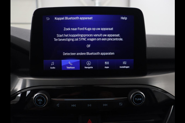 Ford Kuga 2.5 PHEV Titanium | Trekhaak | Camera | Carplay | Navigatie | Climate control | Cruise control | Bluetooth | Keyless | Digital Cockpit