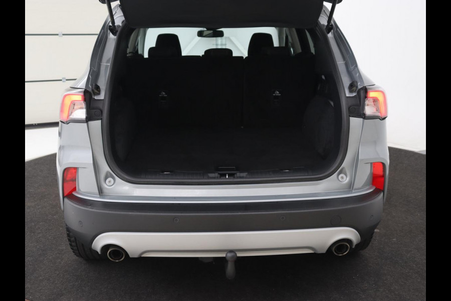 Ford Kuga 2.5 PHEV Titanium | Trekhaak | Camera | Carplay | Navigatie | Climate control | Cruise control | Bluetooth | Keyless | Digital Cockpit