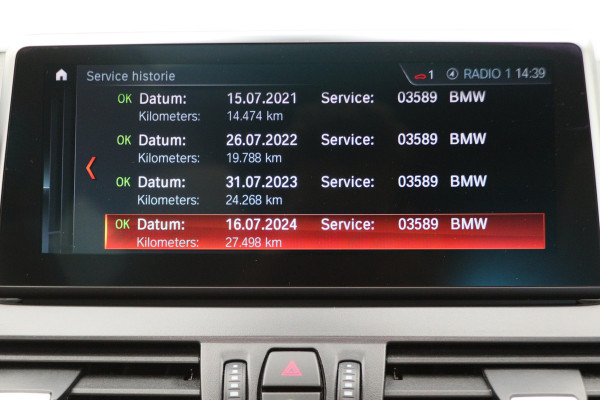 BMW 2 Serie Active Tourer 220i High Executive Automaat Panoramadak, Leer, Head-Up, Camera, Navigatie, LED