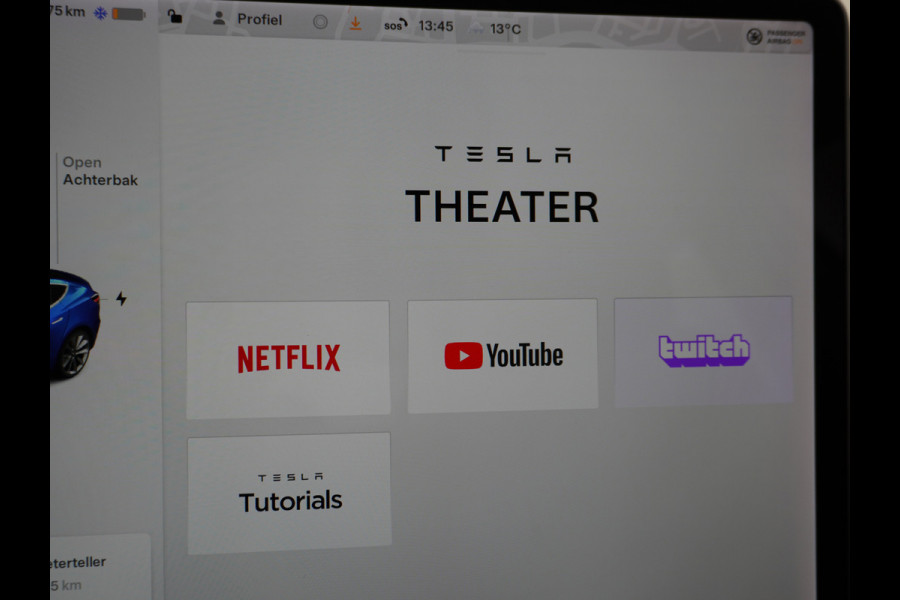 Tesla Model 3 Performance 513pk 3,4 sec 0-100 ! Long Range 20"lm FSD-computer 3 AutoPilot Carbon-Spoiler Premium-HiFi Pano.dak Camera Leer Ada Navigatiesysteem full map LED-a+v Comfortstoel(en) ACC Dual-ECC DAB Voorverwarmen interieur via App Keyless via Telefoonsleutel One-Pedal-Drive 4wd Rode Remklauwen Carbon-Spoiler Premium Audio Veel grip door 4WD vierwielaandrijving.  Origineel Nederlandse auto ! nieuwprijs euro 65.680 euro Accu garantie 23-12-2027