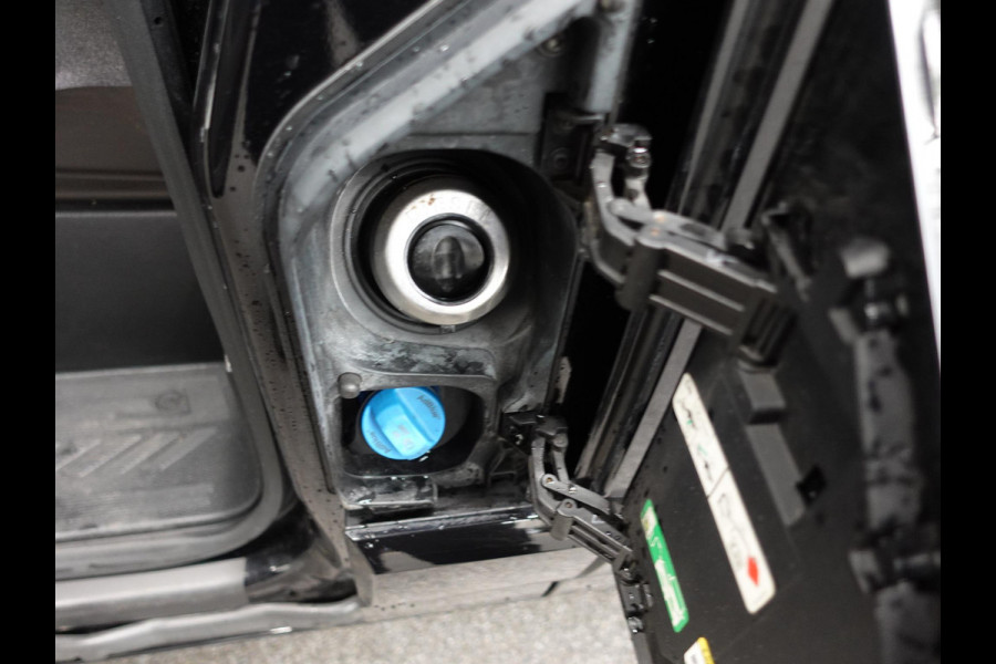 Ford Transit Custom 300 2.0 TDCI L2H1 Limited Dubbele cabine Aut. Navi| Airco| 2 Schuifdeuren | Trekhaak| PDC| Carplay| DAB|