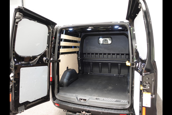 Ford Transit Custom 300 2.0 TDCI L2H1 Limited Dubbele cabine Aut. Navi| Airco| 2 Schuifdeuren | Trekhaak| PDC| Carplay| DAB|