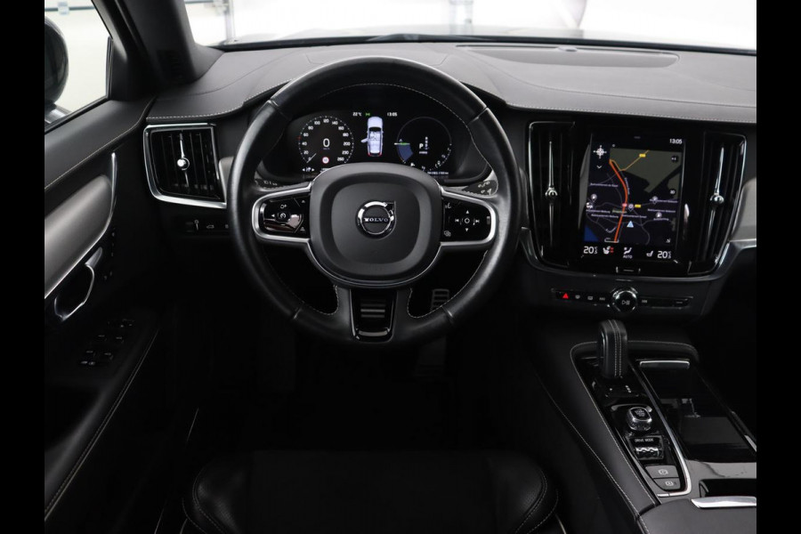 Volvo V90 2.0 T8 Recharge AWD R-Design | Stoel & stuurverwarming | Trekhaak | Adaptive cruise | Camera | Carplay | BLIS | Carplay | Navigatie | Keyless | Achterbankverwarming