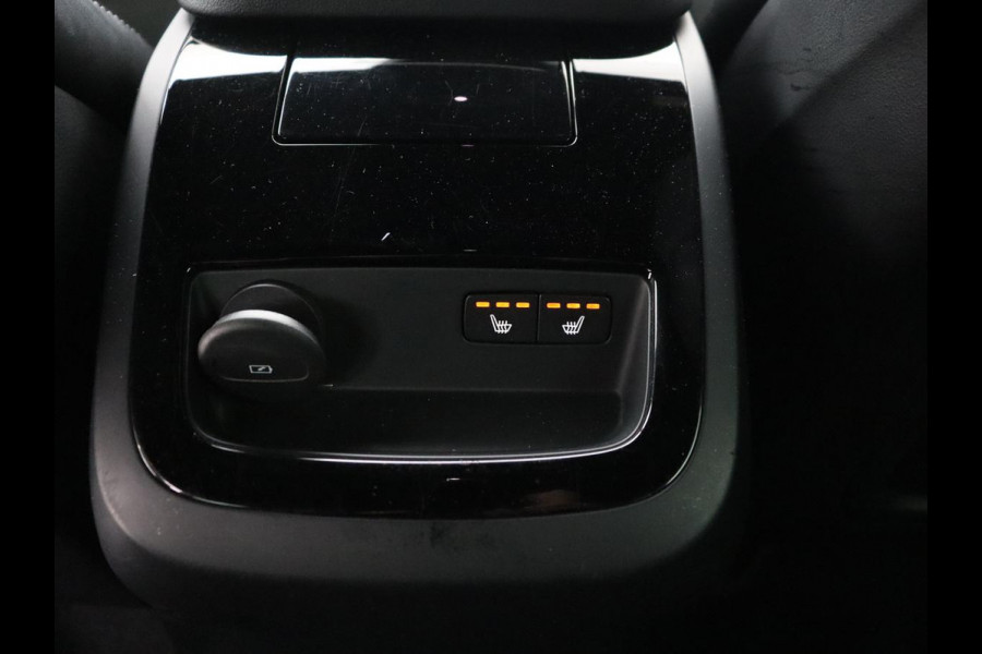 Volvo V90 2.0 T8 Recharge AWD R-Design | Stoel & stuurverwarming | Trekhaak | Adaptive cruise | Camera | Carplay | BLIS | Carplay | Navigatie | Keyless | Achterbankverwarming