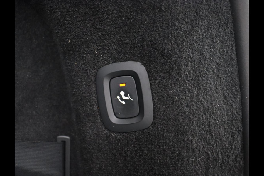 Volvo V90 2.0 T8 Recharge AWD R-Design | Stoel & stuurverwarming | Trekhaak | Adaptive cruise | Camera | Carplay | BLIS | Carplay | Navigatie | Keyless | Achterbankverwarming