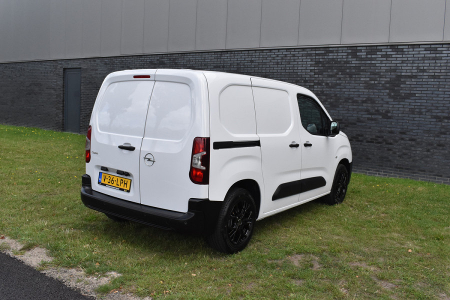 Opel Combo 1.5 BlueHDi 130 S&S L1 Euro 6 Automaat diesel Navigatie applecarplay Betimmering Lm Velgen