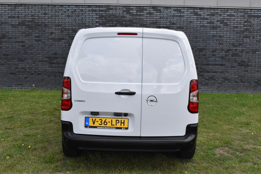 Opel Combo 1.5 BlueHDi 130 S&S L1 Euro 6 Automaat diesel Navigatie applecarplay Betimmering Lm Velgen