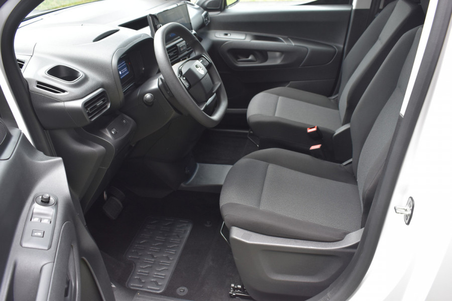 Opel Combo 1.5 BlueHDi 130 S&S L1 Euro 6 Automaat diesel Navigatie applecarplay Betimmering Lm Velgen