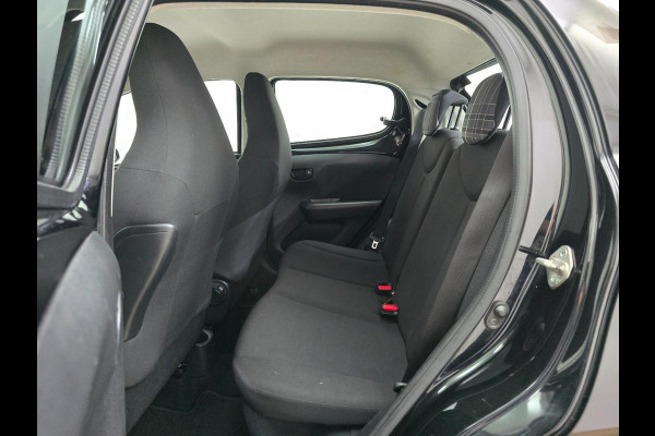 Peugeot 108 Occasion in zwart met airco en bluetooth connecten | Tweedehands Peugeot 108 zwart | Dagrij led | 5 deurs | Zuinig