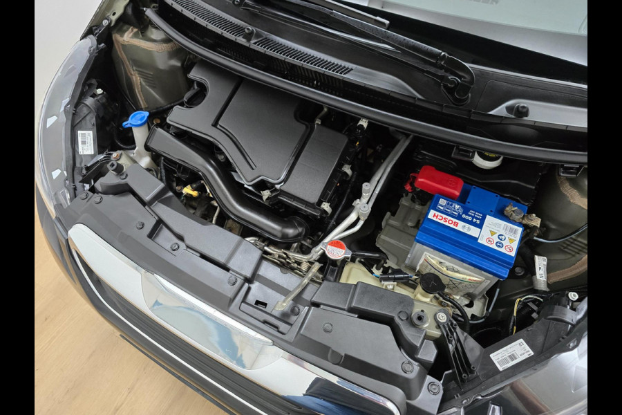 Peugeot 108 Occasion in zwart met airco en bluetooth connecten | Tweedehands Peugeot 108 zwart | Dagrij led | 5 deurs | Zuinig