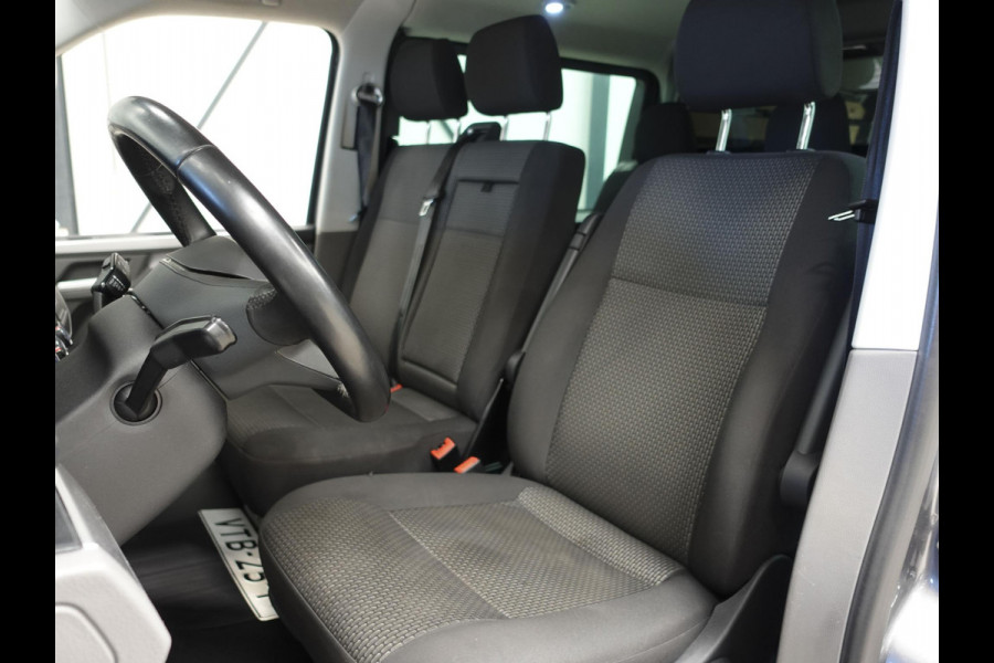 Volkswagen Transporter 2.0 TDI L2H1 Automaat Dubbele Cabine Airco Cruise Navi Parkeersensoren