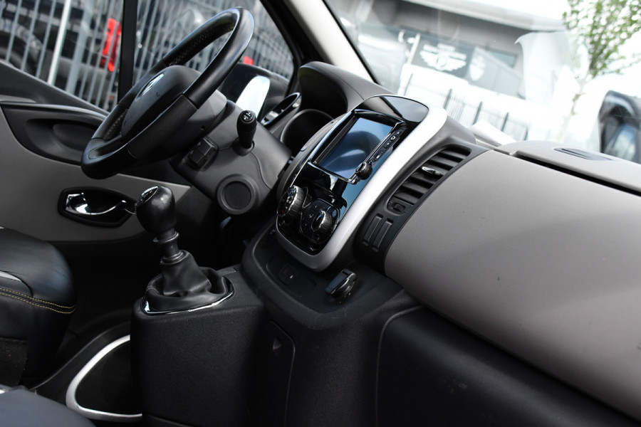 Renault Trafic 1.6 dCi T29 L2H1 DC Formula Edition Camera, Cruise, 145pk, 2 x Schuifdeur, Leder, multimedia, Clima, Trekhaak, Uniek!