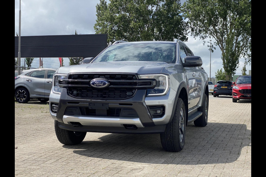 Ford Ranger 2.3 PHEV Wildtrak Double Cab 281pk | Zuid | 5 persoons! | Technology Pack Plus Trailer | Cargo Area Pack | Power Rollertop | Prijs excl. BTW incl. BPM | laadkabel mode 3 16A