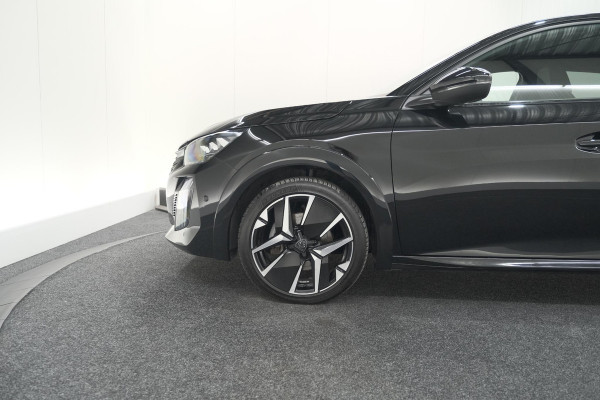 Peugeot 208 Hybrid 136 e-DCS6 GT | 360 Camera | Adaptieve Cruise Control | Dodehoekdetectie | Apple Carplay