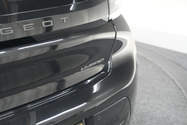 Peugeot 208 Hybrid 136 e-DCS6 GT | 360 Camera | Adaptieve Cruise Control | Dodehoekdetectie | Apple Carplay