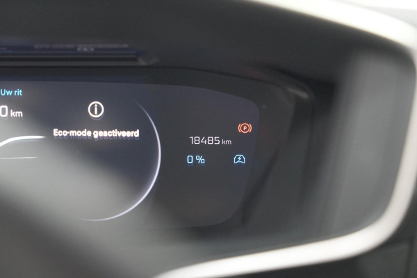 Peugeot 208 Hybrid 136 e-DCS6 GT | 360 Camera | Adaptieve Cruise Control | Dodehoekdetectie | Apple Carplay