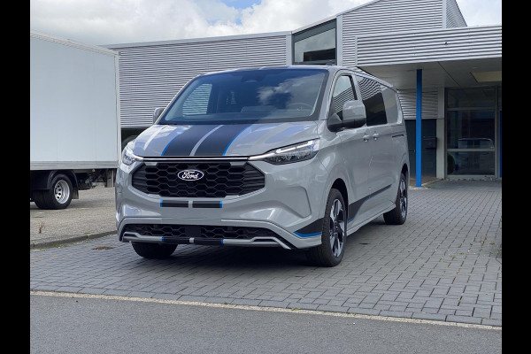 Ford Transit Custom 320 2.5 PHEV L2H1 Sport DC 233pk | | Zuid | Dubbele Cabine | Dubbele zijschuifdeur | Inklapbare trekhaak | 19 inch lichtmetalen Sport velgen (mat zwart) | Verwarmbaar stuurwiel | Navigatie systeem