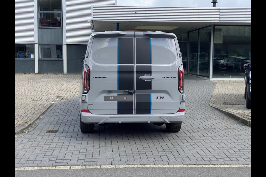 Ford Transit Custom 320 2.5 PHEV L2H1 Sport DC 233pk | | Zuid | Dubbele Cabine | Dubbele zijschuifdeur | Inklapbare trekhaak | 19 inch lichtmetalen Sport velgen (mat zwart) | Verwarmbaar stuurwiel | Navigatie systeem
