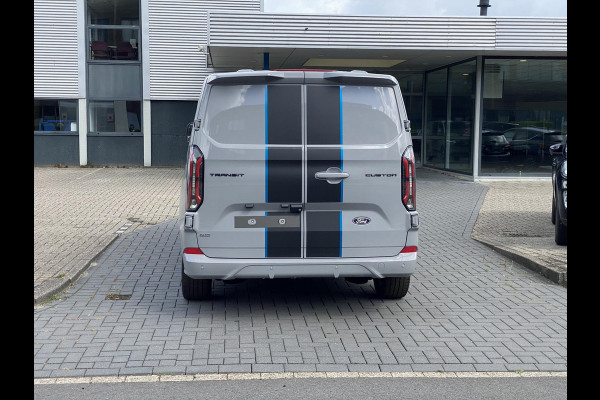 Ford Transit Custom 320 2.5 PHEV L2H1 Sport DC 233pk | | Zuid | Dubbele Cabine | Dubbele zijschuifdeur | Inklapbare trekhaak | 19 inch lichtmetalen Sport velgen (mat zwart) | Verwarmbaar stuurwiel | Navigatie systeem