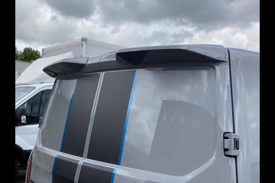 Ford Transit Custom 320 2.5 PHEV L2H1 Sport DC 233pk | | Zuid | Dubbele Cabine | Dubbele zijschuifdeur | Inklapbare trekhaak | 19 inch lichtmetalen Sport velgen (mat zwart) | Verwarmbaar stuurwiel | Navigatie systeem
