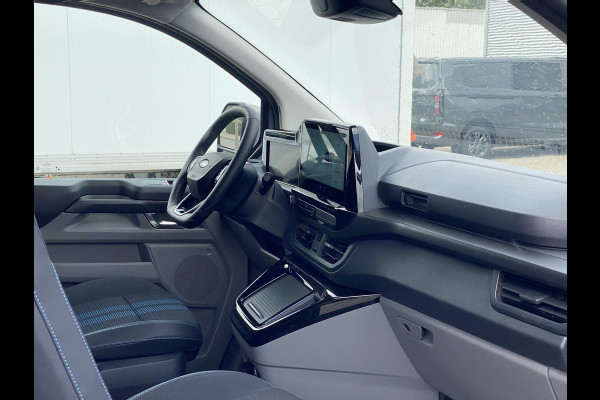 Ford Transit Custom 320 2.5 PHEV L2H1 Sport DC 233pk | | Zuid | Dubbele Cabine | Dubbele zijschuifdeur | Inklapbare trekhaak | 19 inch lichtmetalen Sport velgen (mat zwart) | Verwarmbaar stuurwiel | Navigatie systeem