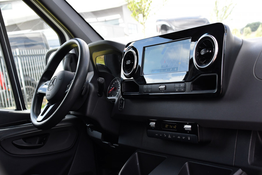 Mercedes-Benz Sprinter 319 V6 3.0 CDI L2H1 PB Edition 360 Camera, carplay, Standkachel, LED, Multimedia, Sensoren, Automaat, Trekhaak, Uniek!