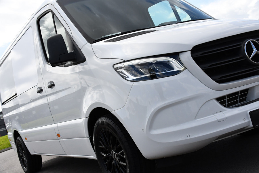 Mercedes-Benz Sprinter 319 V6 3.0 CDI L2H1 PB Edition 360 Camera, carplay, Standkachel, LED, Multimedia, Sensoren, Automaat, Trekhaak, Uniek!
