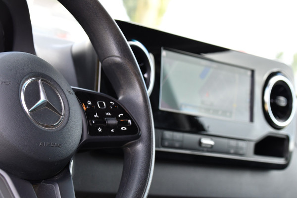 Mercedes-Benz Sprinter 319 V6 3.0 CDI L2H1 PB Edition 360 Camera, carplay, Standkachel, LED, Multimedia, Sensoren, Automaat, Trekhaak, Uniek!
