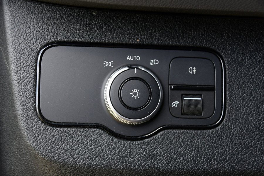 Mercedes-Benz Sprinter 319 V6 3.0 CDI L2H1 PB Edition 360 Camera, carplay, Standkachel, LED, Multimedia, Sensoren, Automaat, Trekhaak, Uniek!