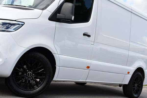Mercedes-Benz Sprinter 319 V6 3.0 CDI L2H1 PB Edition 360 Camera, carplay, Standkachel, LED, Multimedia, Sensoren, Automaat, Trekhaak, Uniek!
