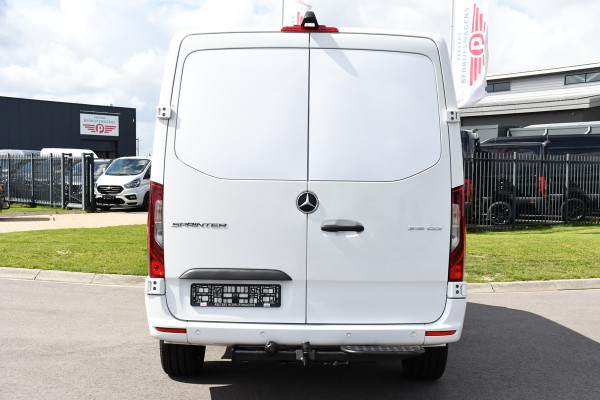 Mercedes-Benz Sprinter 319 V6 3.0 CDI L2H1 PB Edition 360 Camera, carplay, Standkachel, LED, Multimedia, Sensoren, Automaat, Trekhaak, Uniek!