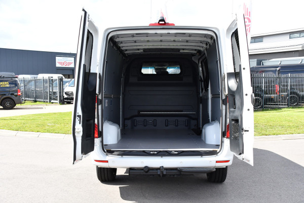Mercedes-Benz Sprinter 319 V6 3.0 CDI L2H1 PB Edition 360 Camera, carplay, Standkachel, LED, Multimedia, Sensoren, Automaat, Trekhaak, Uniek!