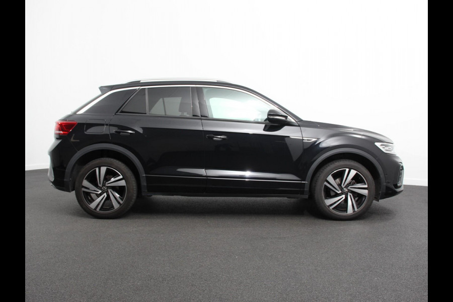 Volkswagen T-Roc 1.5 TSI 150pk DSG R-Line | Navigatie | Apple Carplay/Android Auto | Parkeersensoren | Camera | Adaptive Cruise Control | Elektrische achterklep | Stoel- en stuurverwarming | Climate Control | Ledverlichting | Virtual Cockpit
