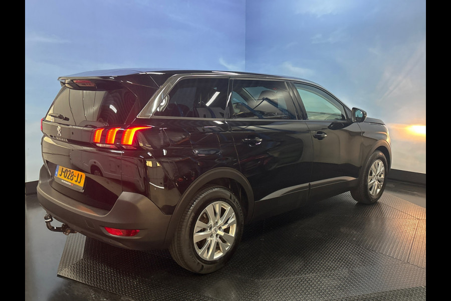 Peugeot 5008 PureTech Blue Lease Executive 7-Persoons