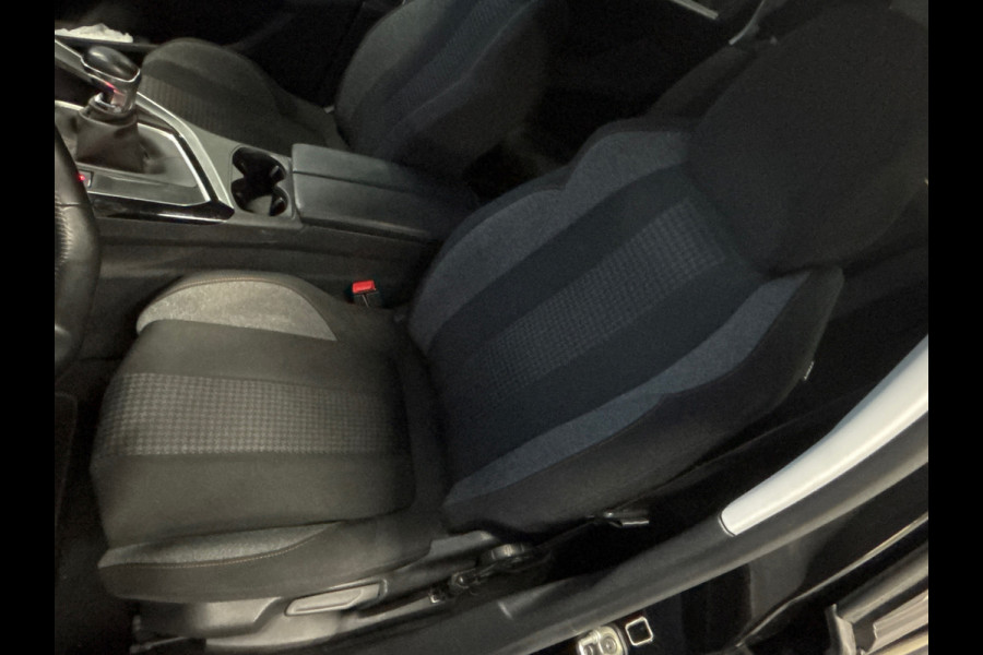 Peugeot 5008 PureTech Blue Lease Executive 7-Persoons