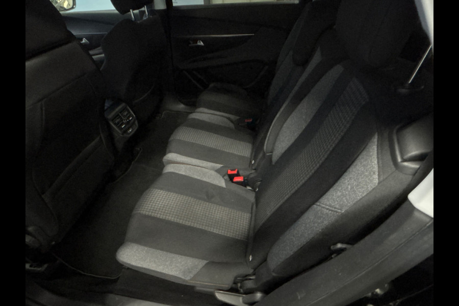Peugeot 5008 PureTech Blue Lease Executive 7-Persoons