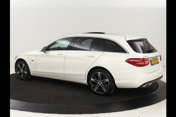 Mercedes-Benz C-Klasse 300e Avantgarde | Panoramadak | Leder Exclusief | Burmester Surround | Stoelverwarming | Camera | Carplay | Dodehoek detectie | Navigatie | Full LED