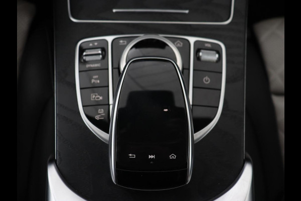 Mercedes-Benz C-Klasse 300e Avantgarde | Panoramadak | Leder Exclusief | Burmester Surround | Stoelverwarming | Camera | Carplay | Dodehoek detectie | Navigatie | Full LED
