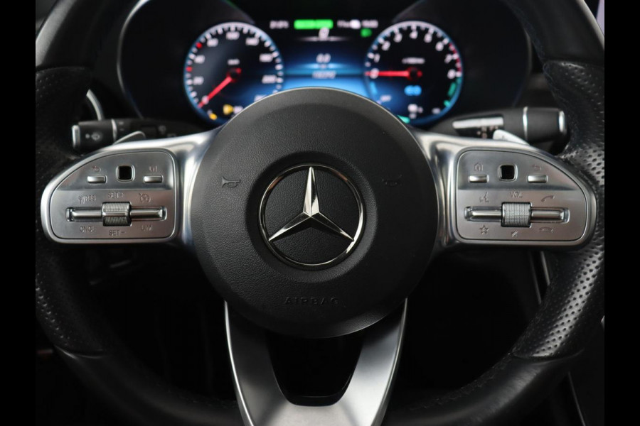 Mercedes-Benz C-Klasse 300e Avantgarde | Panoramadak | Leder Exclusief | Burmester Surround | Stoelverwarming | Camera | Carplay | Dodehoek detectie | Navigatie | Full LED