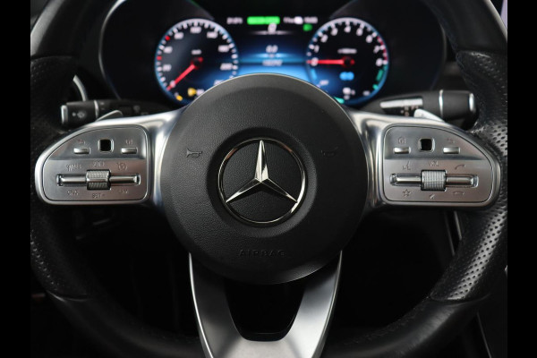 Mercedes-Benz C-Klasse 300e Avantgarde | Panoramadak | Leder Exclusief | Burmester Surround | Stoelverwarming | Camera | Carplay | Dodehoek detectie | Navigatie | Full LED