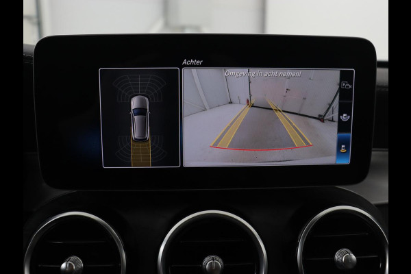 Mercedes-Benz C-Klasse 300e Avantgarde | Panoramadak | Leder Exclusief | Burmester Surround | Stoelverwarming | Camera | Carplay | Dodehoek detectie | Navigatie | Full LED