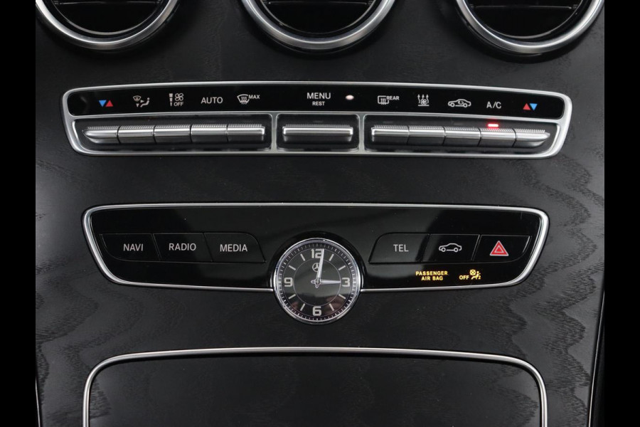 Mercedes-Benz C-Klasse 300e Avantgarde | Panoramadak | Leder Exclusief | Burmester Surround | Stoelverwarming | Camera | Carplay | Dodehoek detectie | Navigatie | Full LED