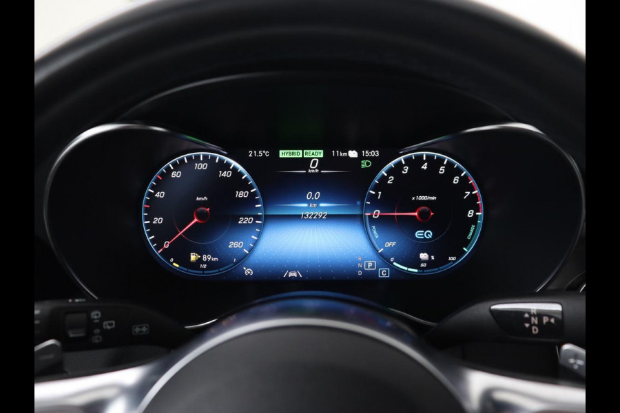 Mercedes-Benz C-Klasse 300e Avantgarde | Panoramadak | Leder Exclusief | Burmester Surround | Stoelverwarming | Camera | Carplay | Dodehoek detectie | Navigatie | Full LED