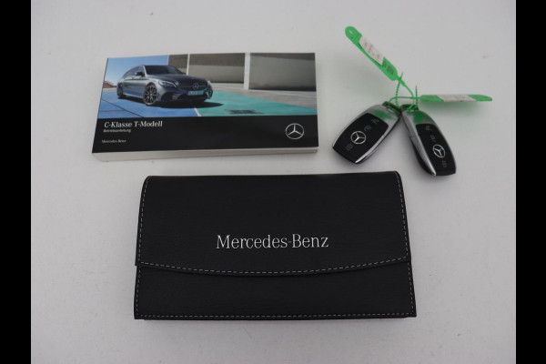 Mercedes-Benz C-Klasse 300e Avantgarde | Panoramadak | Leder Exclusief | Burmester Surround | Stoelverwarming | Camera | Carplay | Dodehoek detectie | Navigatie | Full LED