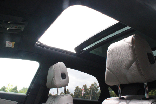 DS 7 E-Tense 300PK 4x4 ESPRIT DE VOYAGE | PANORAMISCH SCHUIF/KANTEL DAK | VOORRUITRAND/STUUR VERWARMING | VOLLEDIG LEDEREN BEKLEDING | LICHTMETALEN VELGEN 19" | ELEKTRISCH BEDIENBARE ACHTERKLEP | NIGHT VISION | DODEHOEK DETECTIE | ELEKTRISCH BEDIENBARE VOORSTOELEN MET MASSAGE FUNCTIE | ADAPTIVE CRUISE CONTROL | 360° CAMERA | KEYLESS ENTRY/START | FULL OPTION! | STOEL VENTILATIE | FOCAL AUDIO SYSTEM | SFEER VERLICHTING | DRAADLOZE APPLE CARPLAY/ANDROID AUTO | NAVIGATIE | PARKEERSENSOREN VOOR EN ACHTER |