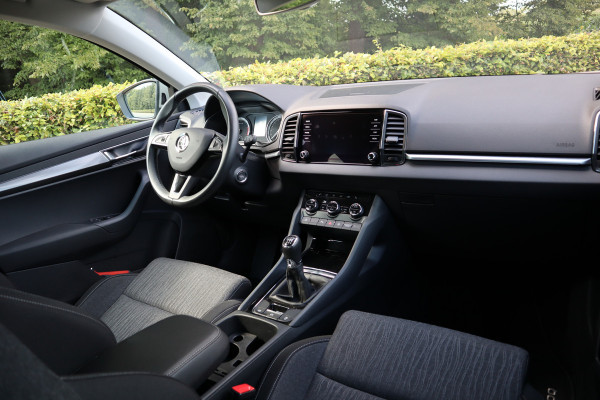 Škoda Karoq 1.0 TSI Business Edition | Camera | Stoelverwarming | Navi | ACC | Keyless |