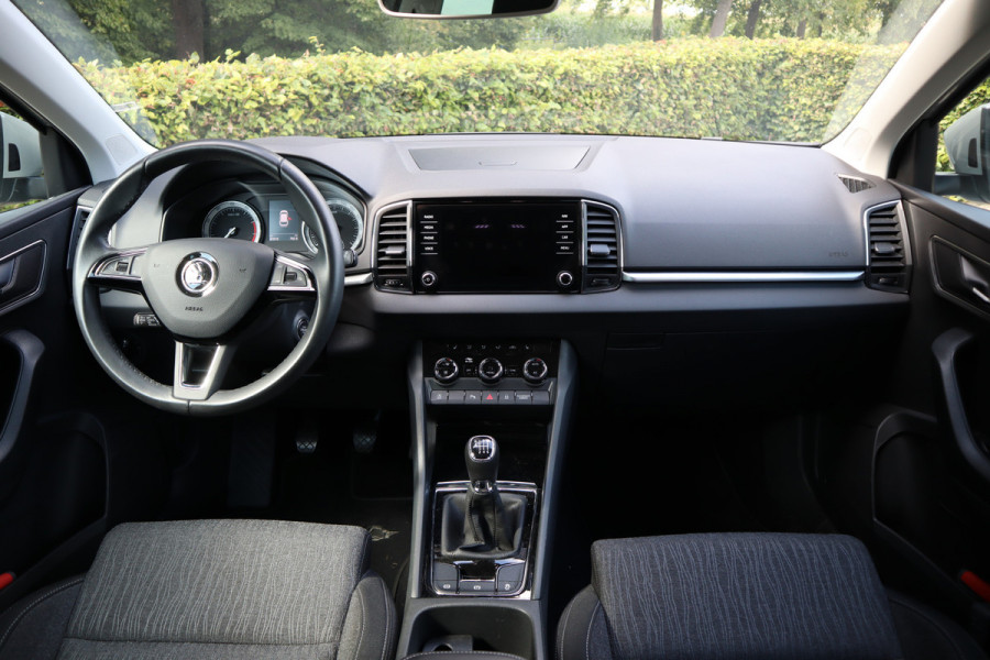 Škoda Karoq 1.0 TSI Business Edition | Camera | Stoelverwarming | Navi | ACC | Keyless |