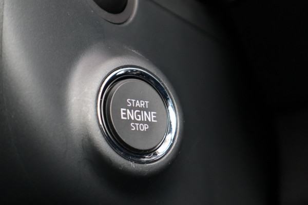 Škoda Karoq 1.0 TSI Business Edition | Camera | Stoelverwarming | Navi | ACC | Keyless |