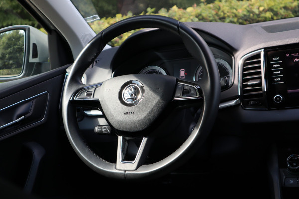 Škoda Karoq 1.0 TSI Business Edition | Camera | Stoelverwarming | Navi | ACC | Keyless |